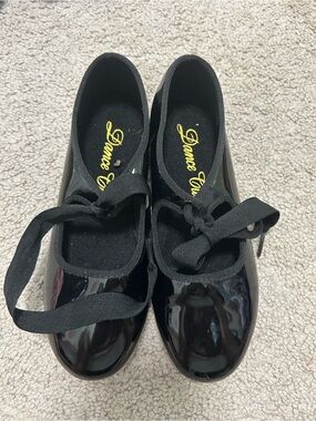 Dance Class Black Glossy Tap Shoes with Ribbon Ties